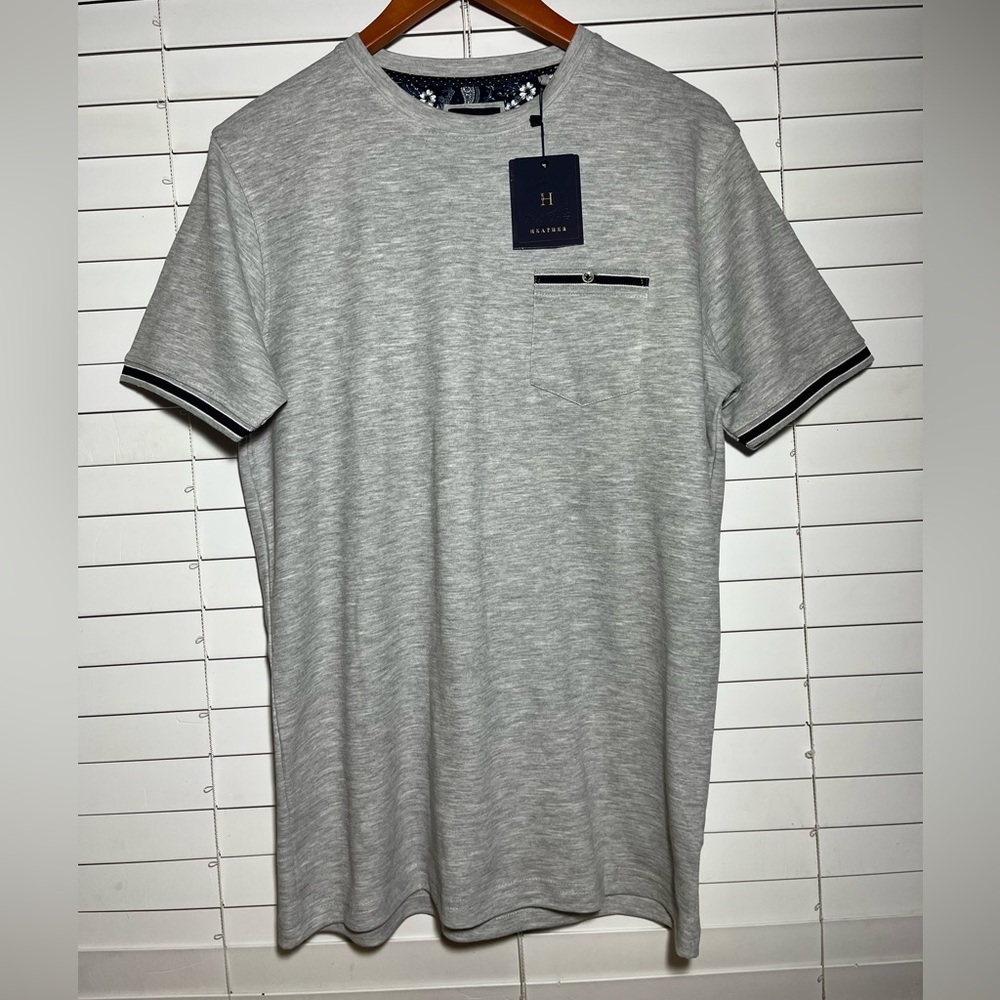 NWT. DENIM & FLOWER Men’s Gray T-shirt, Short Sleeve Sz‎ M